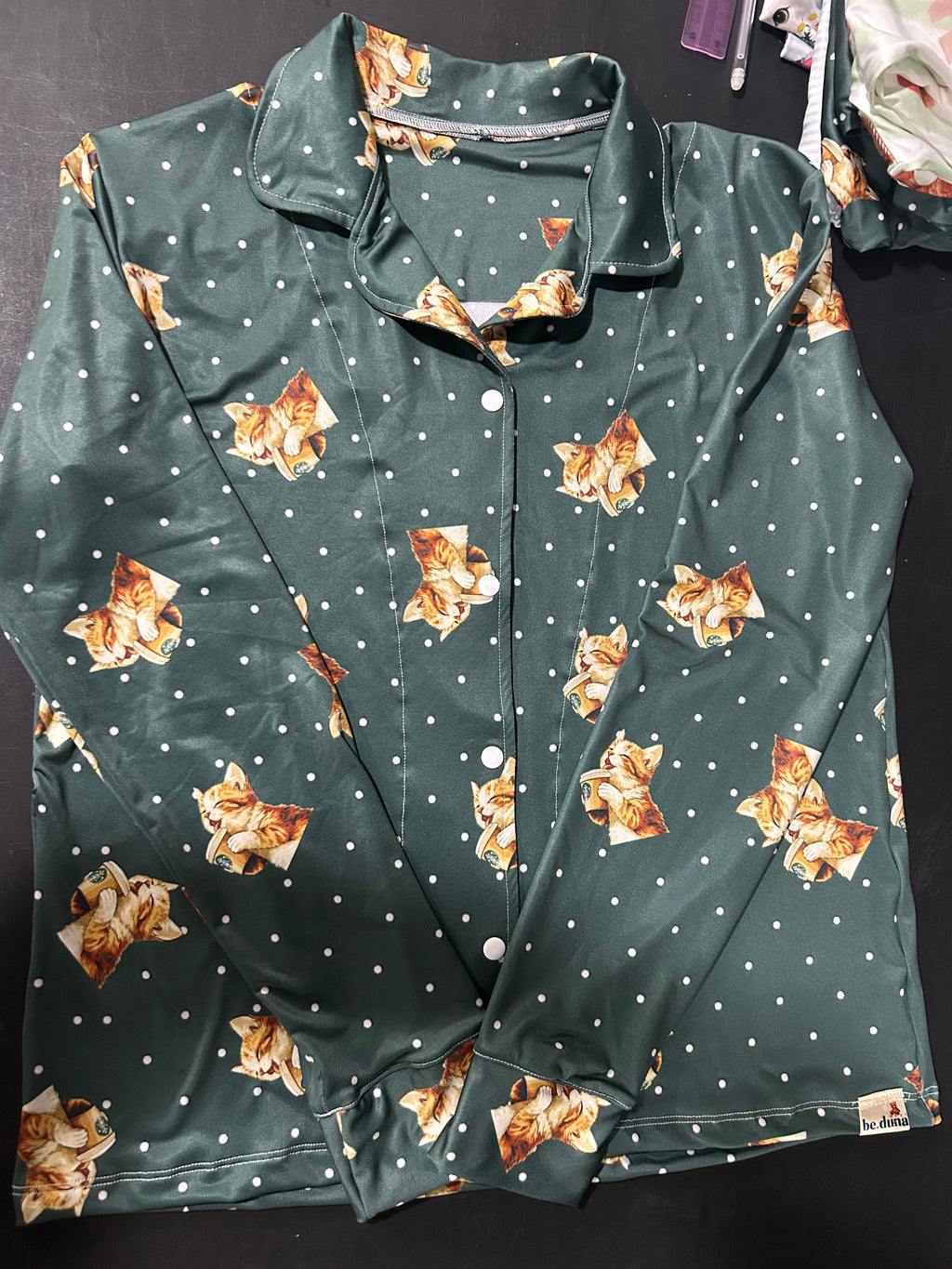Conjunto de Pijama Gatinho com Botões