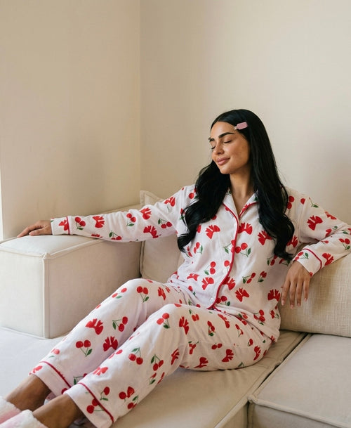 Pijama cereja com viés